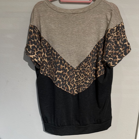 First love leopard print short - Picture 3 of 4